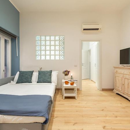 Trevi Fountain Boutique Apartment Рим Екстер'єр фото