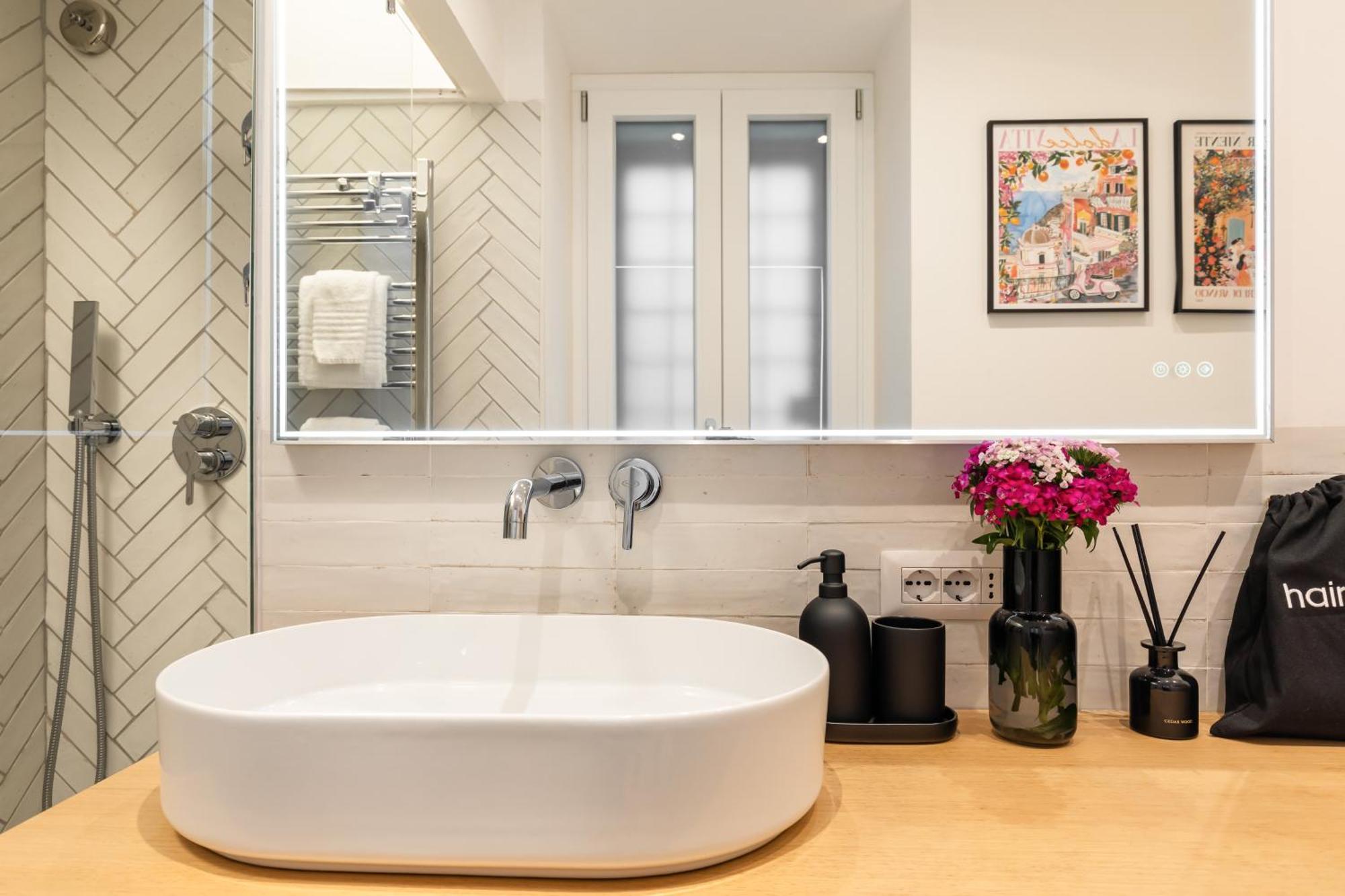 Trevi Fountain Boutique Apartment Рим Екстер'єр фото