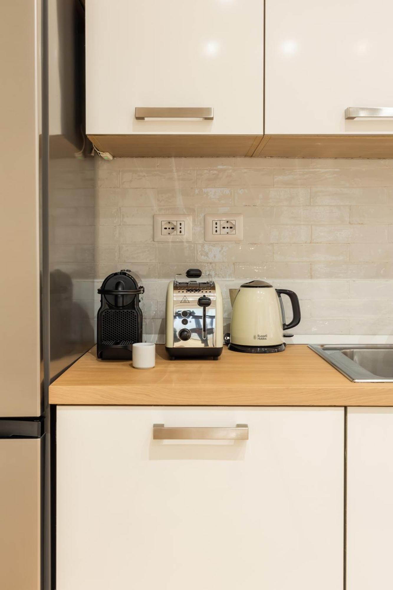 Trevi Fountain Boutique Apartment Рим Екстер'єр фото